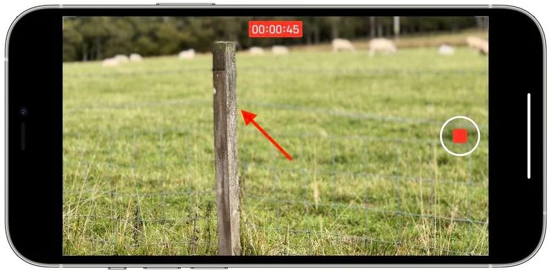 如何使用iPhone 13在“电影效果”模式下拍摄视频？