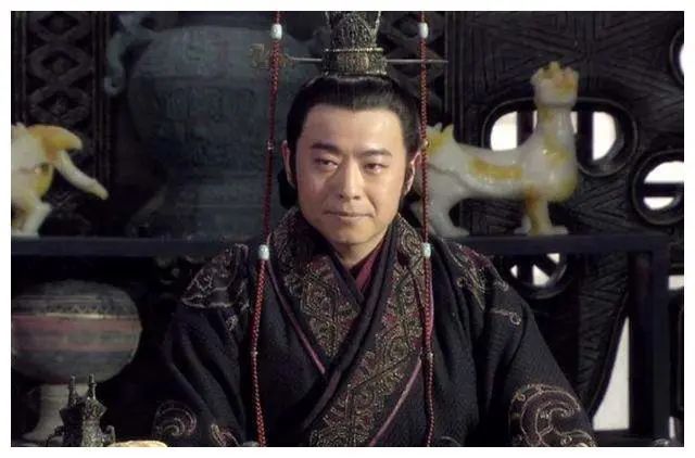 中国历史上那些被活活饿死的帝王，权倾一时却换不来一顿口粮