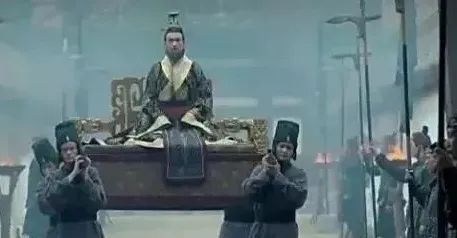 中国历史上3次惊人的相似之处，是巧合还是冥冥中自有轮回？
