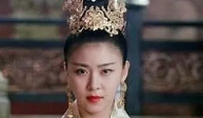 中国历史上唯一外国皇后，登上后位第一件事，是请求灭了自己祖国