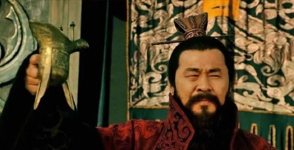 中国历史上四个能当皇帝，却不当皇帝的人：三人善终，一人因此自杀