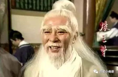 天山童姥96岁，张三丰218岁，金庸暗示此人却活了七百多岁！