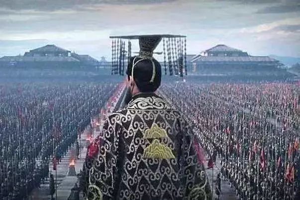 中国历史贡献最大的十皇帝，康熙只排第七，第一是名副其实的千古一帝