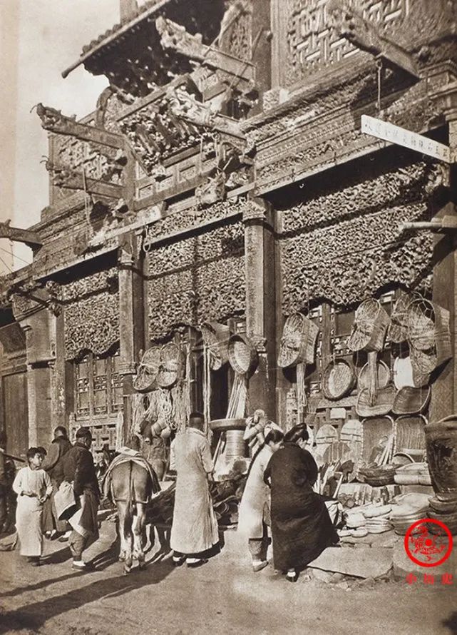 老北京照片：百年前的西直门，永定门外的小吃摊，囚禁过皇帝的瀛台