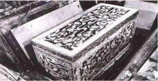 朱元璋孙女墓中奇观，有漂浮600多年的棺椁，30年后才敢打捞