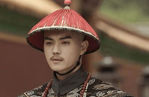 清朝皇帝大量收藏假货，慈禧效仿，却在光绪婚礼上闹出笑话