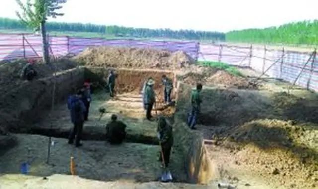 北京古墓一块墓砖出土，引韩国急忙否认，墓砖上究竟隐藏什么秘密