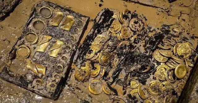 江西海昏侯墓挖出10吨铜钱，出土失传1800年古籍，将重新改写历史