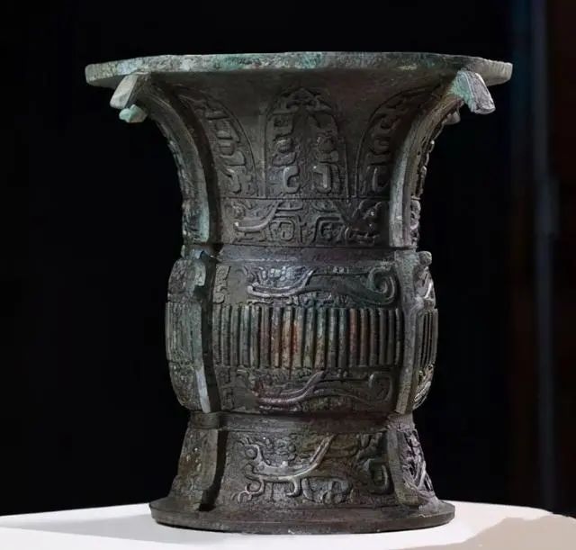宝鸡西周墓中出土的青铜器，曾留下未解之谜，四十年后终于解开