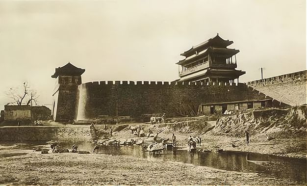 假如当年采用“梁陈方案”，古城墙没被毁，如今的北京将举世无双
