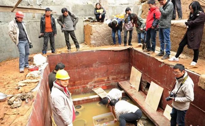 成都修地铁挖出汉墓，出土失传千年的扁鹊巨著，有望重建扁鹊医学