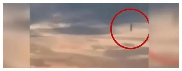 印尼出现不明飞行物，形状犹如飞碟，刘慈欣：外星人来地球了？