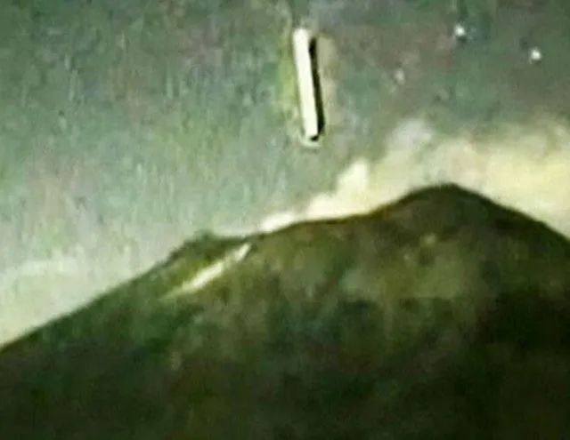 UFO频频出没，外星人基地建在墨西哥火山？拍摄到的视频揭开真相