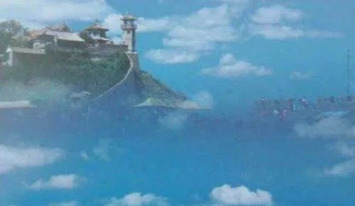爱琴海出现海市蜃楼，1000年前的古人在内走动，时空碰撞真存在？