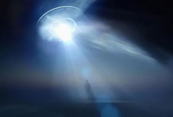 外星飞碟不受万有引力任何影响，科学家:UFO瞬间消失或于此有关