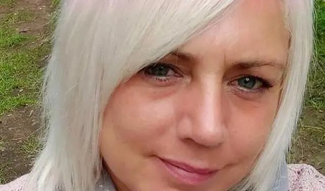英国50岁老妇，声称被外星人绑架52次，身上的瘀伤可以证明一切！