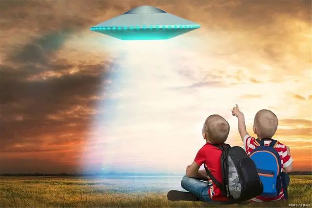 有一疑似UFO坠毁事件，该不明飞行物上天入海无所不能？