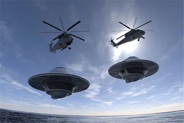 巴基斯坦飞行员发现“UFO”，散发白色光芒，外星人在巡查？