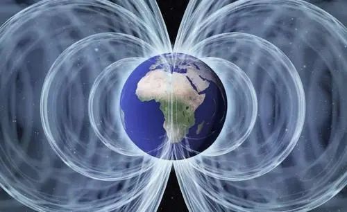 科学家发现，地球磁场出现“断裂”，可能是磁场反转的前兆