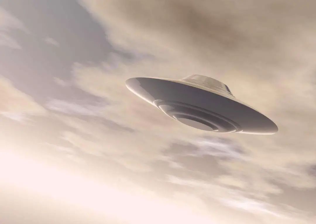 外星人来过地球并且常驻 ，称UFO飞碟是真实存在