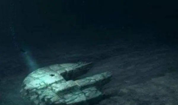 海洋深处发现神秘飞行物，疑似来自外星，科学家也解释不清楚