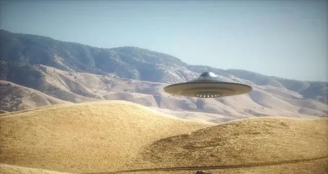 外星人留在地球的灯塔被找到？当地居民：UFO在它的指引下起降！