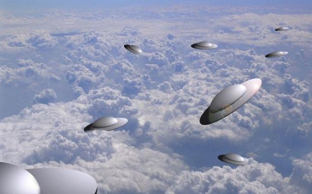 外星人灯塔被发现，目击者称UFO在灯塔指引下频繁起落