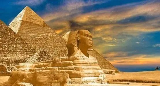 金字塔内发现神秘石门，研究者称：它并不是为地球生物准备的！