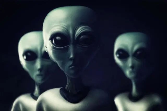 国外科学家警告，外星人可能在监视全世界的人类