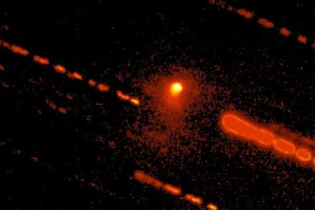 宇宙科学家发现了一种罕见的彗星和小行星的混合天体