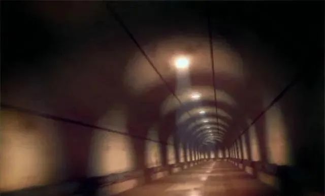 “时空隧道”真的存在？阿根廷两人消失后又出现，这是怎么回事？
