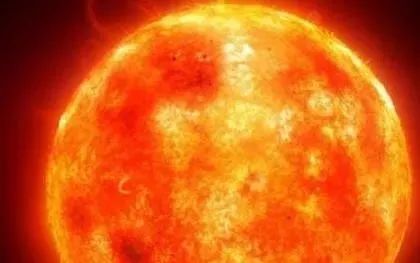 太反常！卫星拍到诡异身影，5700度太阳内出现生命？学者：它们或潜伏已久​