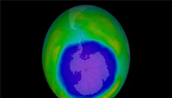 地球开启“重新启动”？北极臭氧层空洞自我修复，科学家：要出大事！