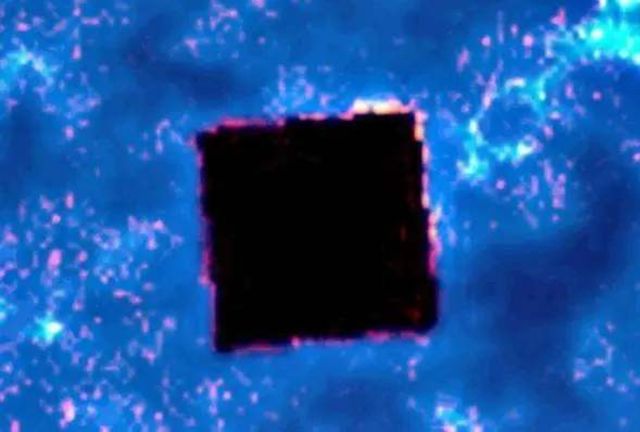 再发声：传回的太阳图片中发现巨大黑色矩形物，排除外星UFO！