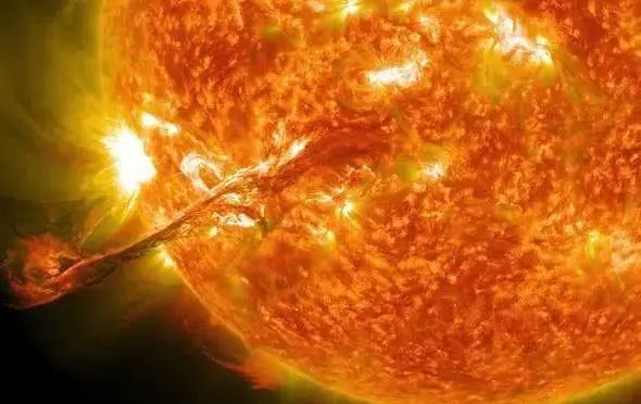 ​2030年太阳进入休眠期，地球会怎么样？科学家：不是一件好事！