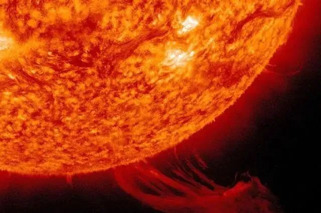美国宇航局警告：一场太阳风暴将在11年后袭击地球