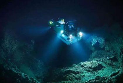 海底1万米传来诡异叫声，疑存在未知生物，科学家探测到可怕现象