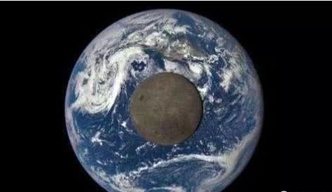 地球出现日食时，月球会出现地食；地球出现月食，月球上会出现啥