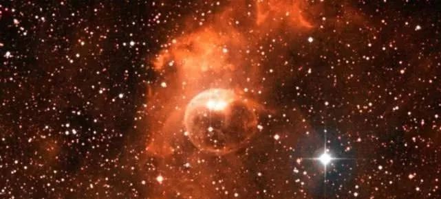 气泡延生的宇宙，科学家给出最新的研究结果，只是个气泡？
