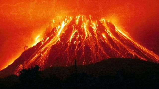 美国地质学家预警，黄石火山有可能喷发，第二大全球灾难事件？
