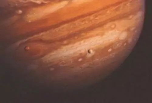 太阳系里最令人感到“恐惧”的天体是什么？比地球大千倍的木星
