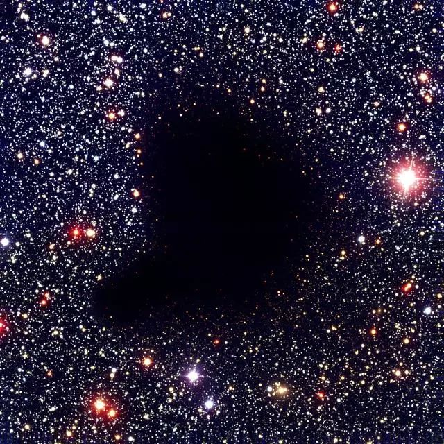这就是为什么我们看不到宇宙中第一批恒星？
