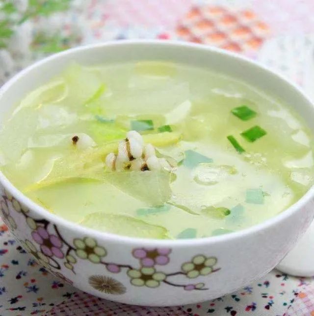 冬瓜汤的功效与作用，冬瓜汤的做法