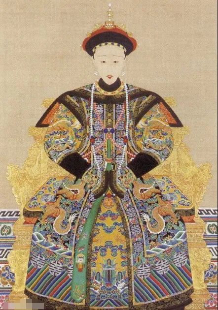 她14岁嫁41岁皇帝，独享恩宠16年，终成皇后，儿子是下一任清帝