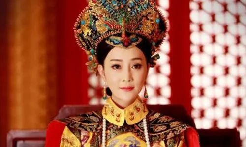 她15岁嫁给皇帝，5年连生4子，成大清唯一一位生下皇帝的嫡妻皇后