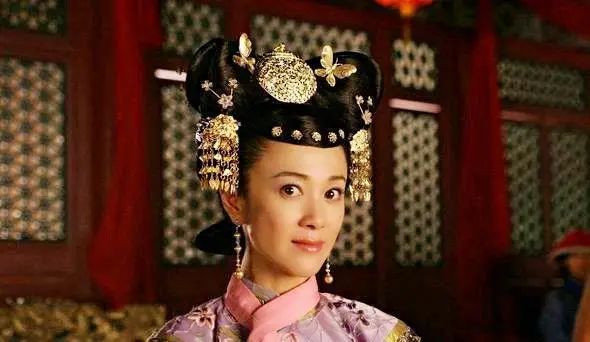 她是清朝最有心计的皇后，宠冠六宫却谋害皇子，被太后一旨赐死