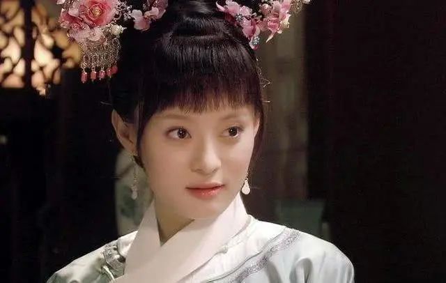 她是清朝最凄惨的皇后，生前受尽太后虐待，死后还要被人羞辱