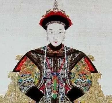 她是清朝最凄惨的皇后，生前受尽太后虐待，死后还要被人羞辱