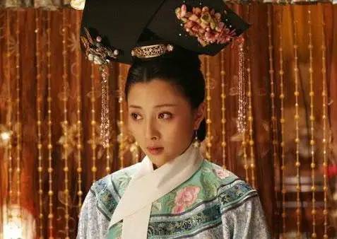 她是康熙的德妃，也是雍正的生母，却成为清朝史上最悲剧的太后