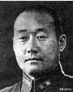 他是阎锡山十三太保之一，绰号“鲁蘑菇”，1948年在河北兵败自杀